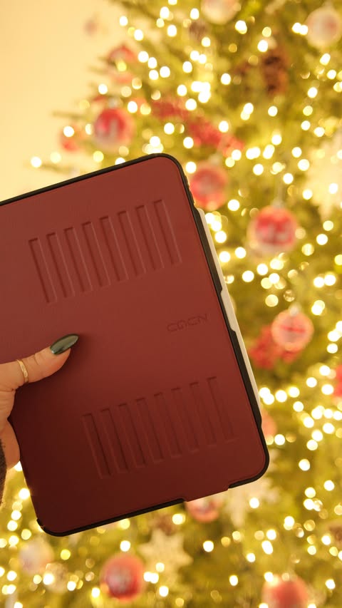 Instagram post by @alliemariedigital for Zugu case. Caption reads: [...] any questions ♥️

iPad Pro M4 11” and....