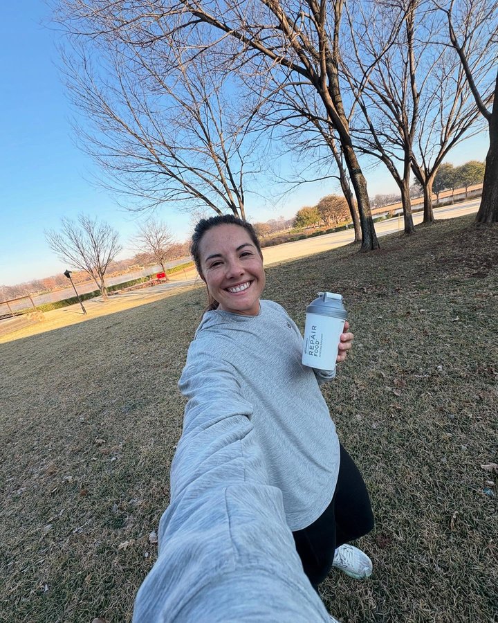 Instagram post by @suneluus for FUTURELIFE. Caption reads: Early mornings with @futurelifeza and all its....