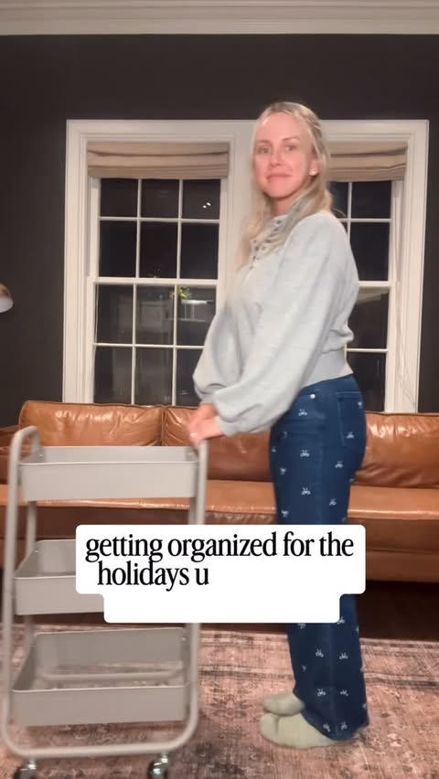 Instagram post by @thecorporatemama for Sharpie. Caption reads: #AD Sharpie Permanent Markers help me stay....