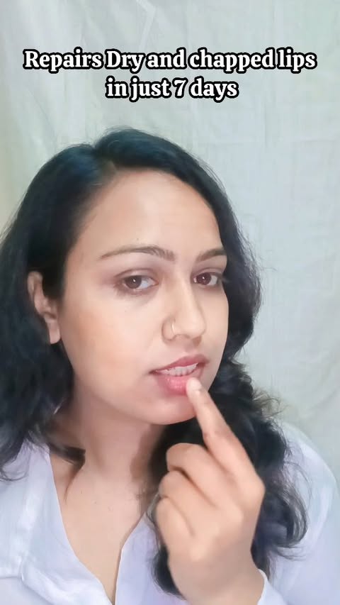 Instagram post by @_anjalichakarborty for Himalaya Personal Care. Caption reads: [...] #Ad #HimalayaAyurvedaSecrets....