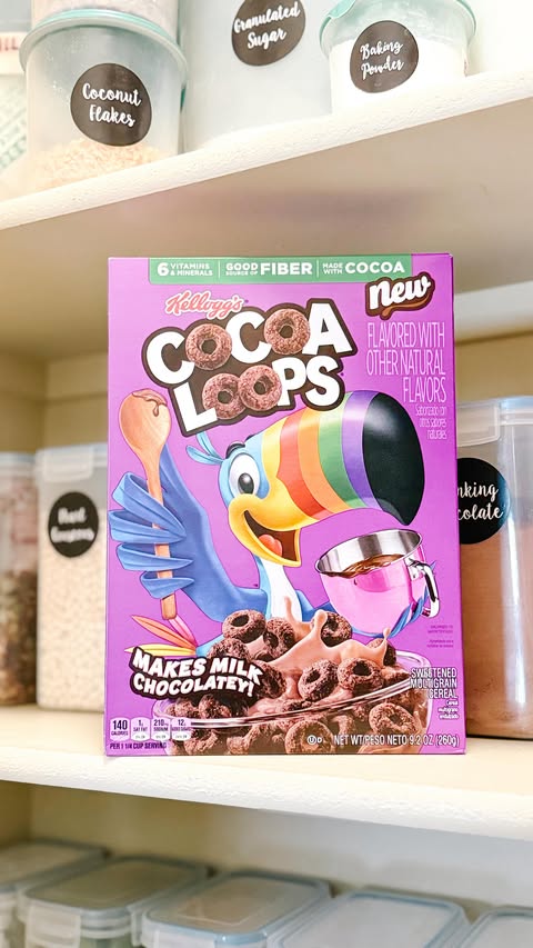 Instagram post by @_growinglittlehumans_ for Froot Loops. Caption reads: [...] your cereal and try Cocoa Loops. @frootloops....