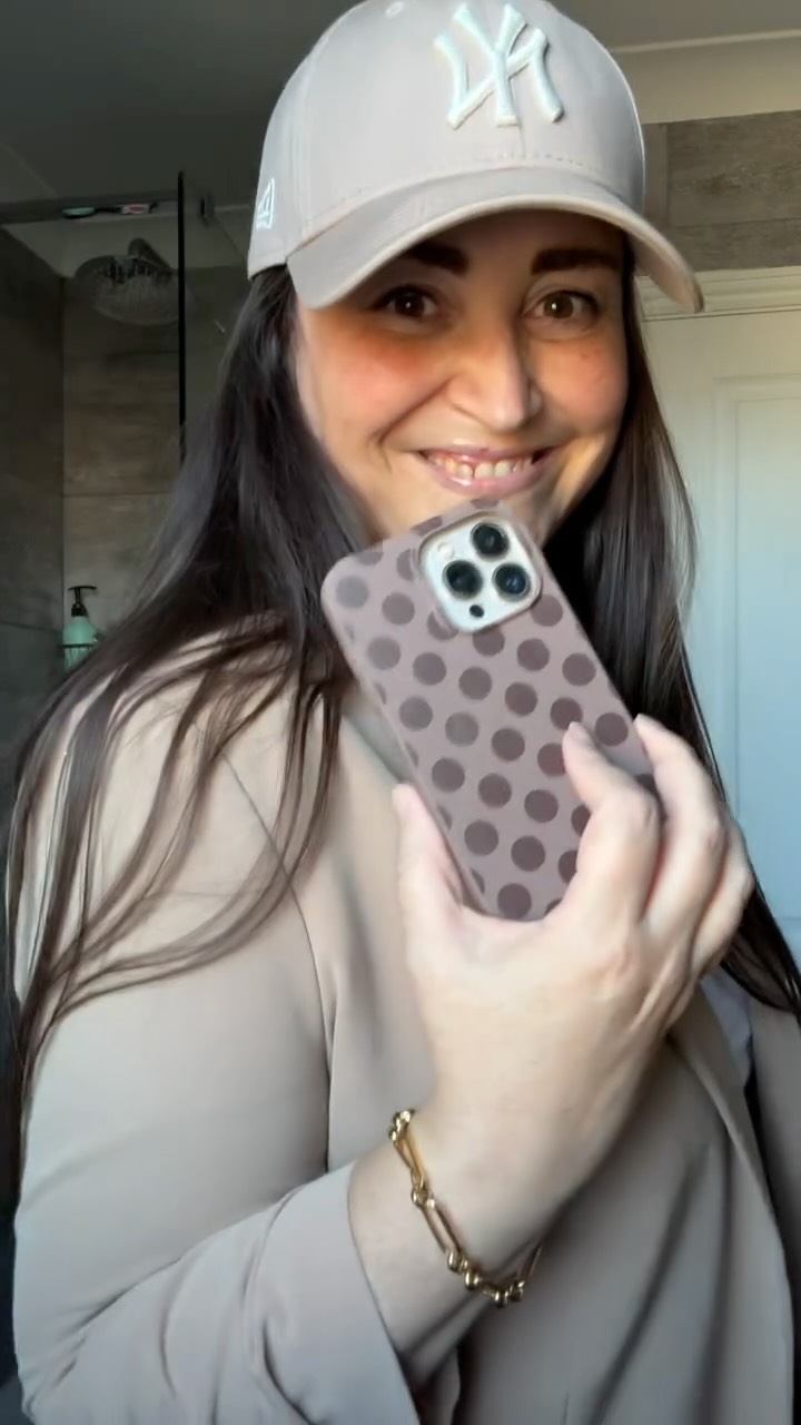 Instagram post by @meggieapples for Pela Case. Caption reads: 🍁🍂 In my Autumn era 🍂🍁 

It’s September and....