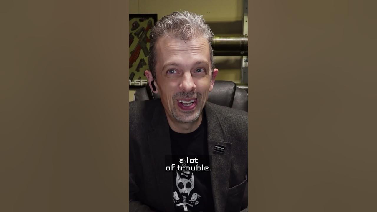 YouTube post by @WatchEXP for Fernandes Supermercados. Caption reads: OUT NOW: Firearms Expert Reacts to '83! #sponsored.