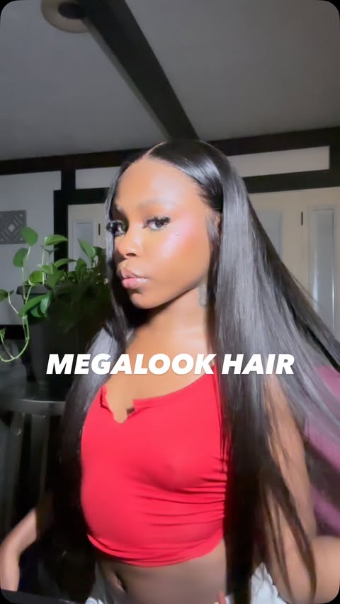 Instagram post by @kamanijean for Megalook. Caption reads: [...] #hairinspiredbyshakira #shakirahair....