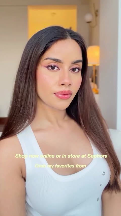Instagram post by @divitaanjesh for Sephora Collection. Caption reads: [...] trend for eyes and lips using....