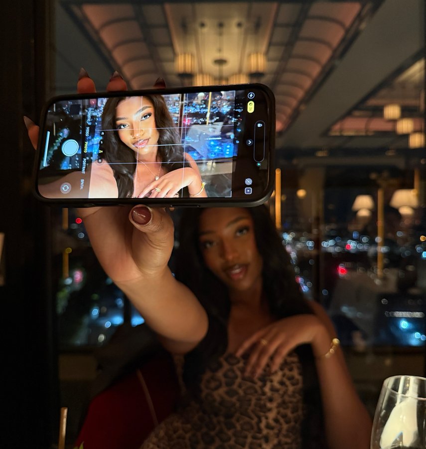 Instagram post by @mimiitafara for OH POLLY. Caption reads: I’m out for dinner !!.