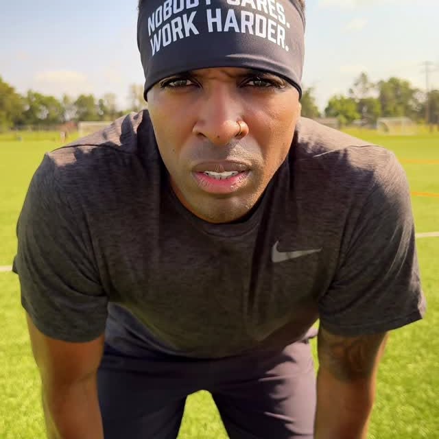 Instagram post by @thedadwin for Elite Athletic Gear. Caption reads: [...] my eyes no matter what I’m doing.....