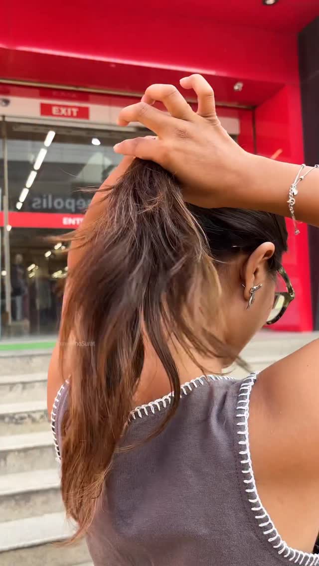 Instagram post by @kemchhosurat for Fashion Factory. Caption reads: 📲 Give a missed call on 9321992299 for VIP....