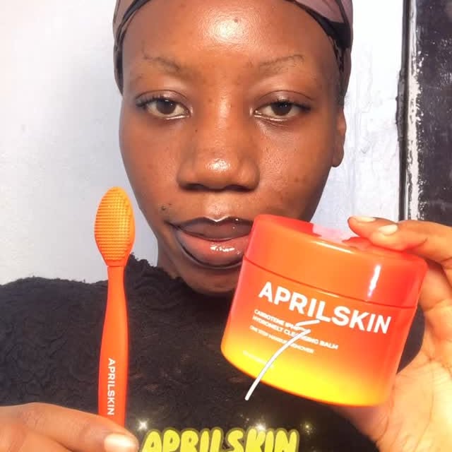 Instagram post by @phetamithecreator for Medicube. Caption reads: [...] #sephora #ulta #medicube #medicubeambassador....