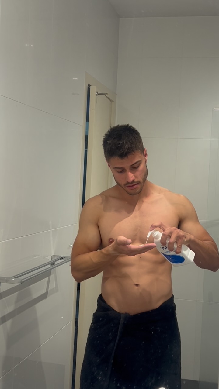 Instagram post by @jakevella for QV Skincare. Caption reads: After a full day on site, my skin cops it, dust,....