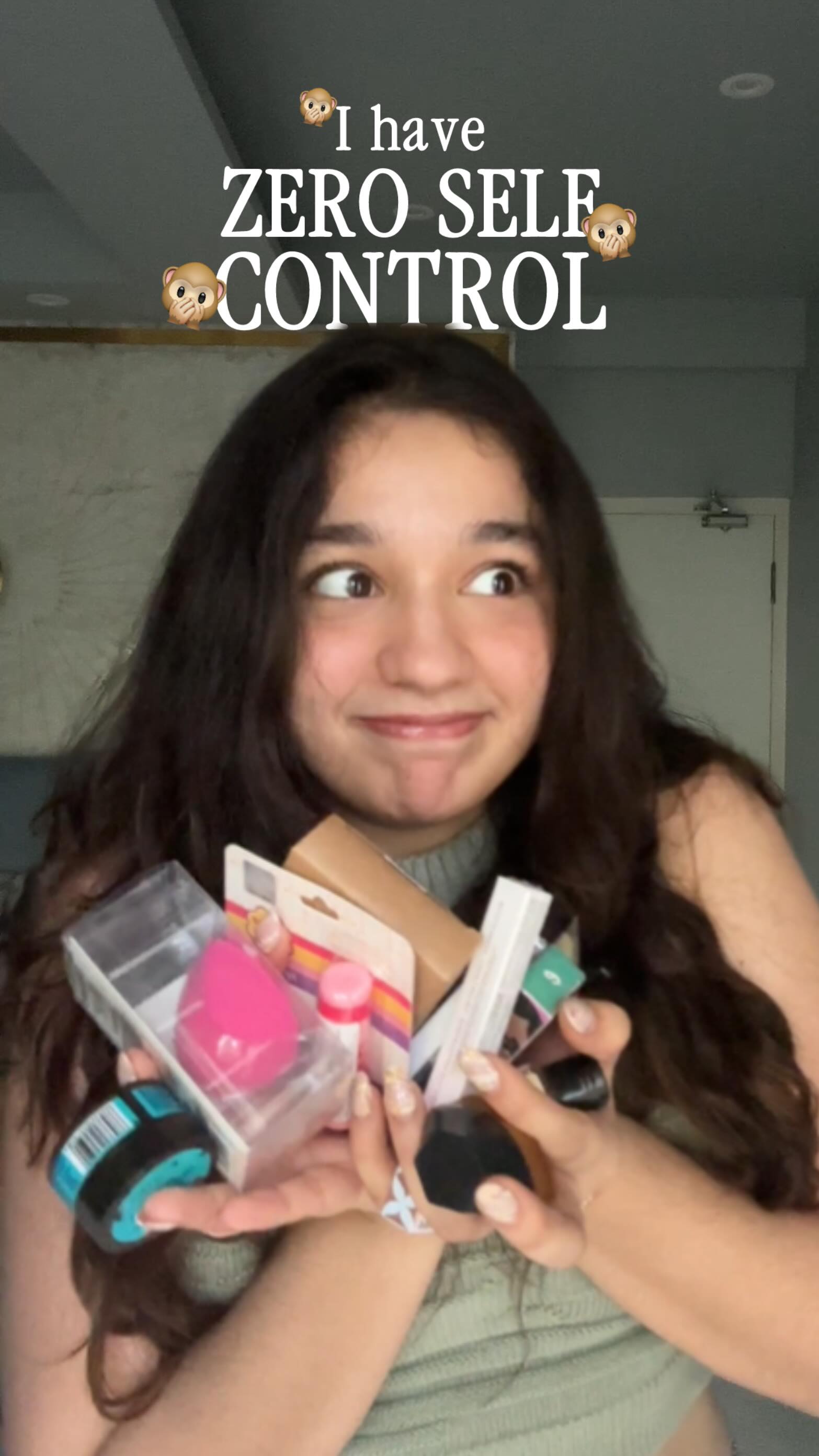 Instagram post by @chaoswithkhush for Smytten. Caption reads: Girl Math + SMYTTEN = justified 🤭💀🎀✨

You can....