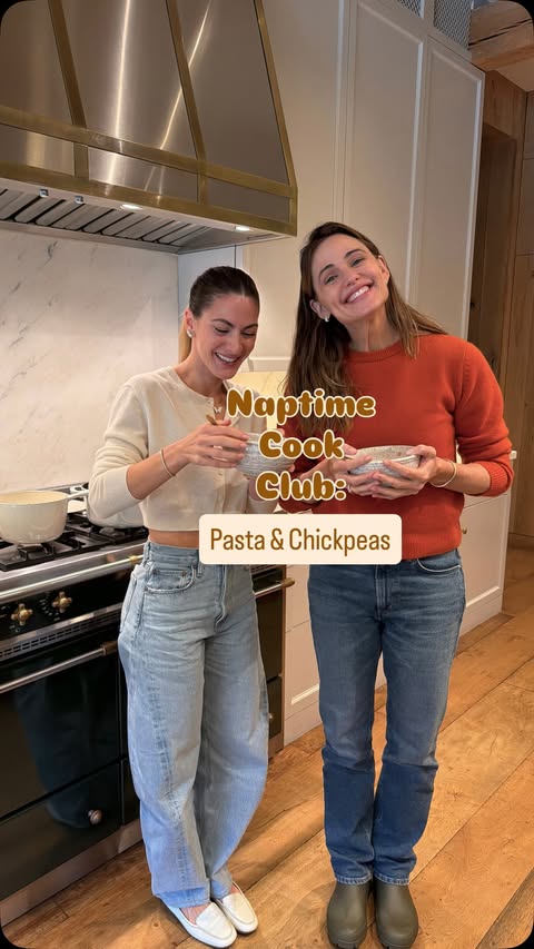 Instagram post by @laurenireland for Summer Fridays. Caption reads: #NaptimeCookClub: Pasta & Chickpeas. Welcome to....