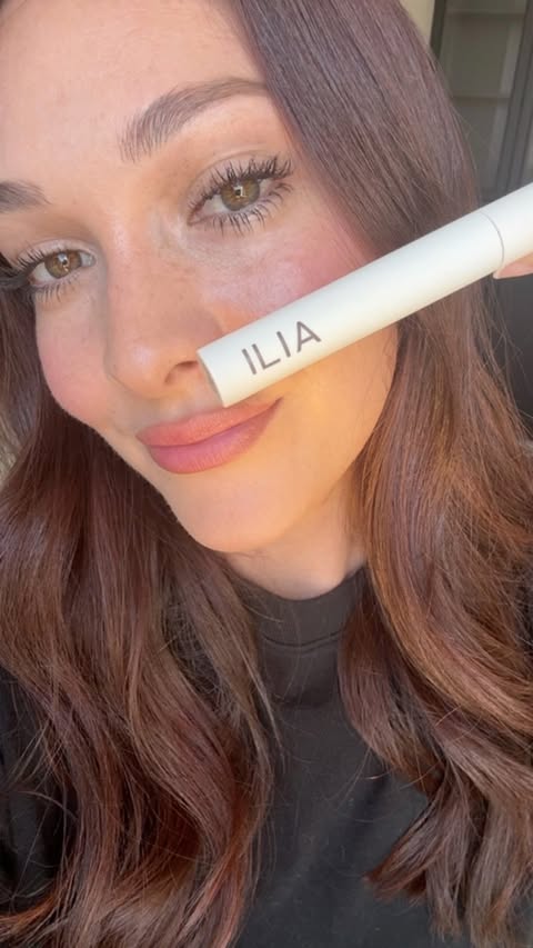 Instagram post by @makeupdanielle for ILIA Beauty. Caption reads: Mascara of my dreams💫✨ @iliabeauty #iliabeauty....