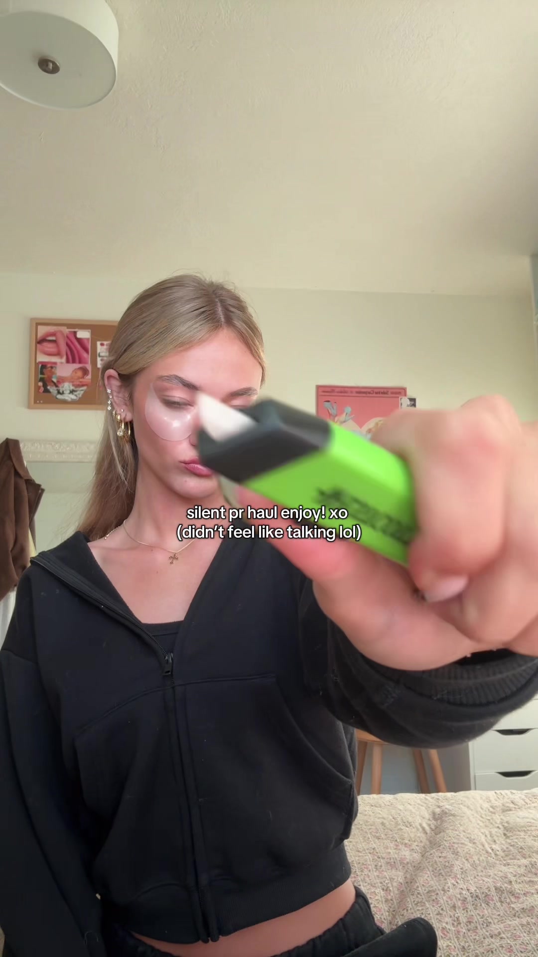 TikTok post by @khloee_reese for Bondisands. Caption reads: enjoy this 38 sec silent pr haul <3 so so....