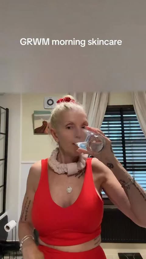 Instagram post by @life_and_style_with_mandy_ for No7. Caption reads: GRWM morning skincare routine using @no7uk I love....