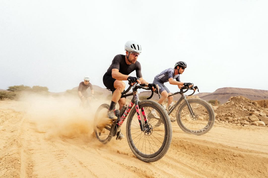 Instagram post by @robingemperle for SCOTT Sports. Caption reads: [...] #SCOTTaddictgravel #ad #sponsored....