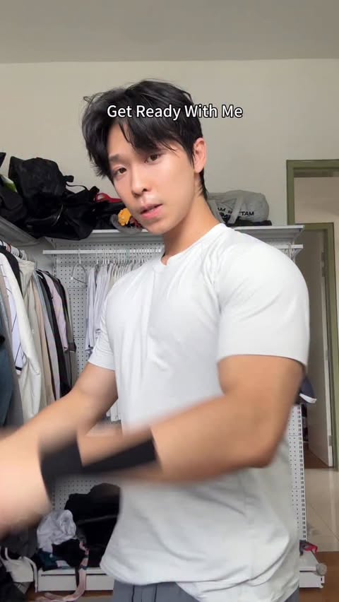 Instagram post by @ansonyew_ for ClassPass. Caption reads: [...] time 👀 Different kind of burn. With....