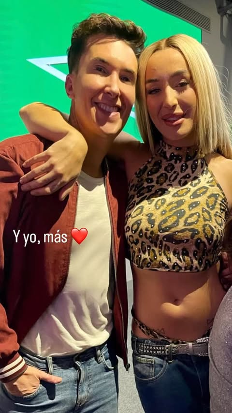 Instagram post by @omarsu for Bratz. Caption reads: Sorpresón para mi sobrina 😍 #BratzxLolaIndigo
🩷....