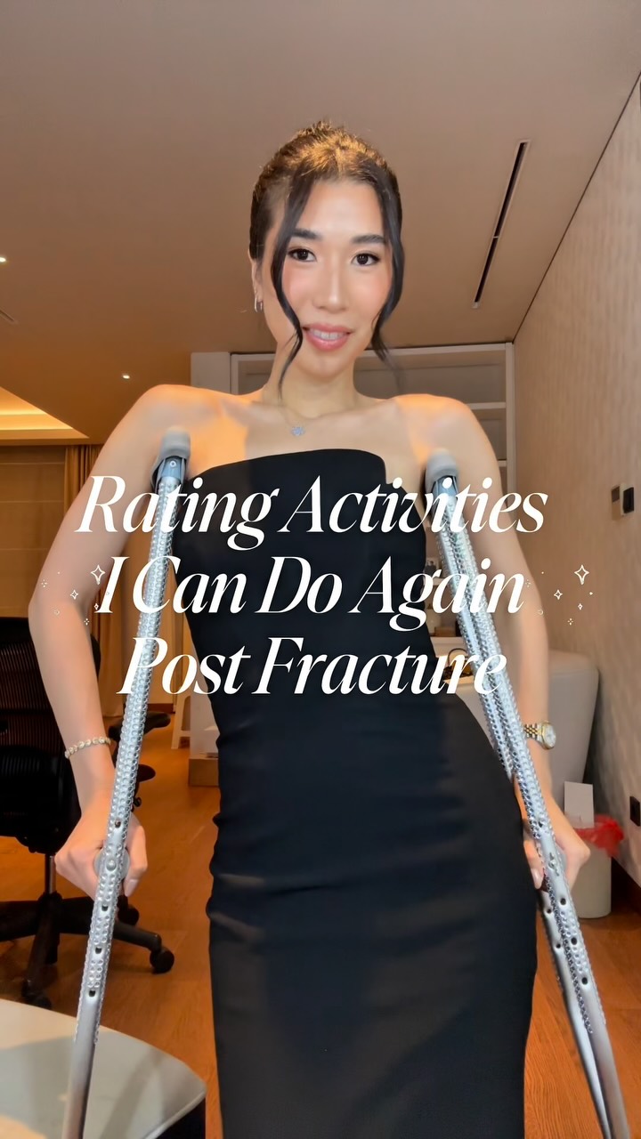 Instagram post by @christie for STUART WEITZMAN. Caption reads: [...] once, I rise twice… 5 cm....