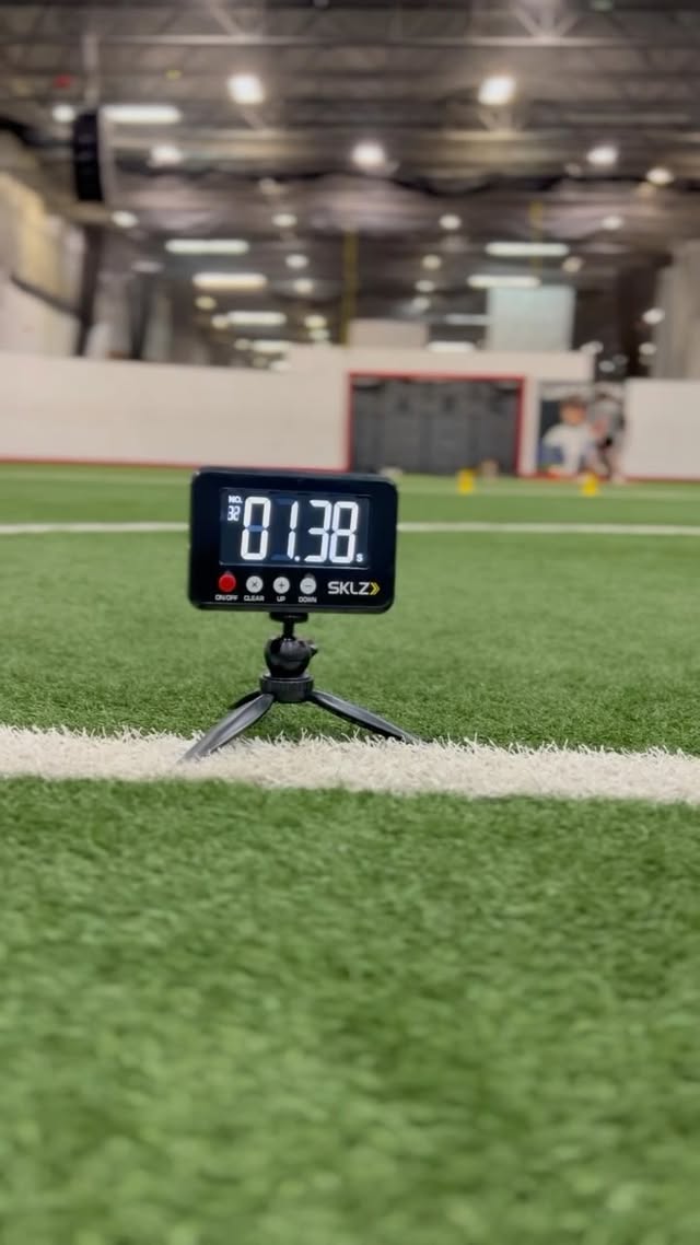 Instagram post by @a1__performance for Sklz. Caption reads: Speed School: Flying 10’s 🏃🏼💨 

Measuring data....