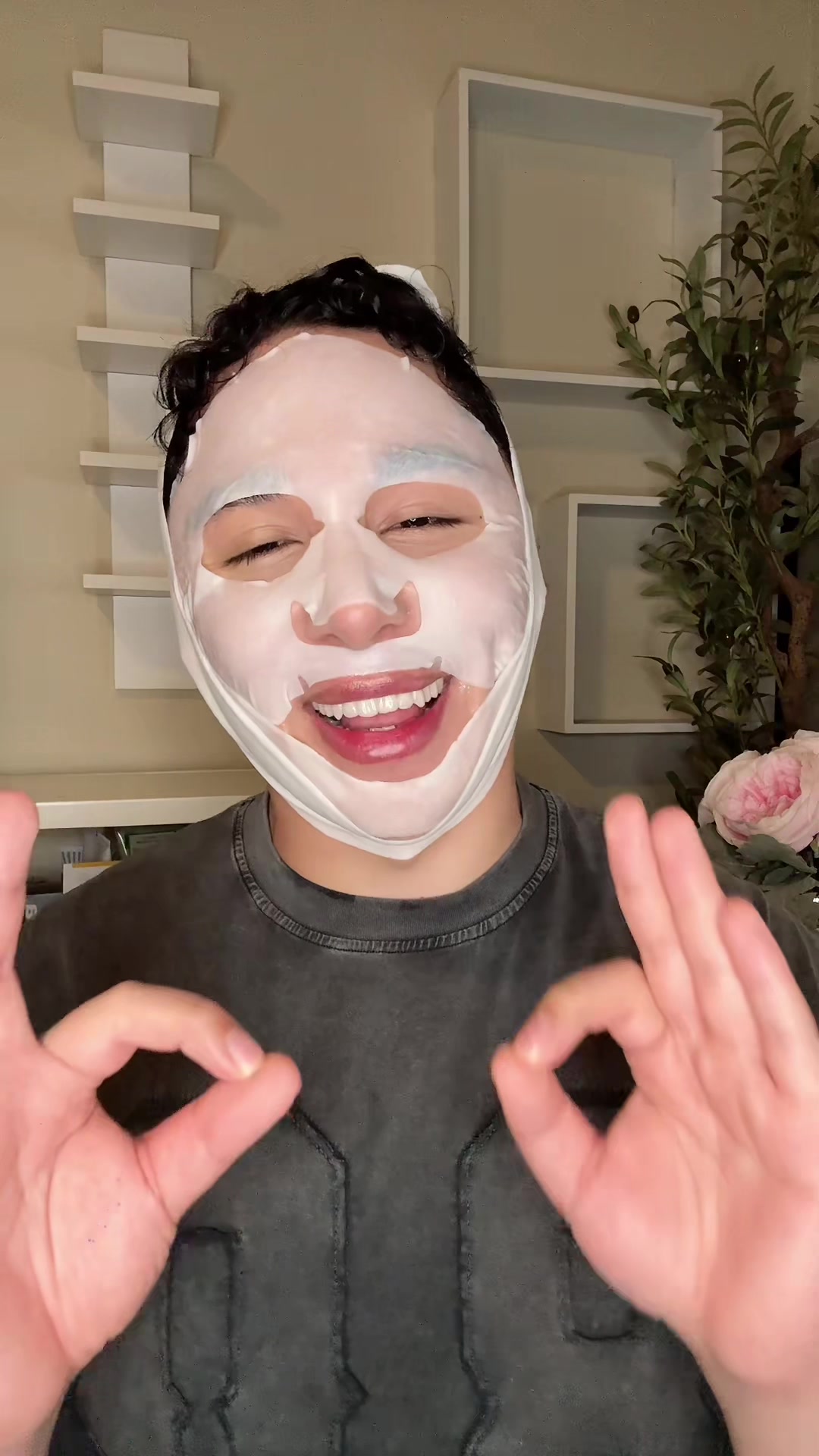 TikTok post by @carlosantoniocerv for numbuzin. Caption reads: @numbuzin #numbuzin #numbuzinaffiliate....