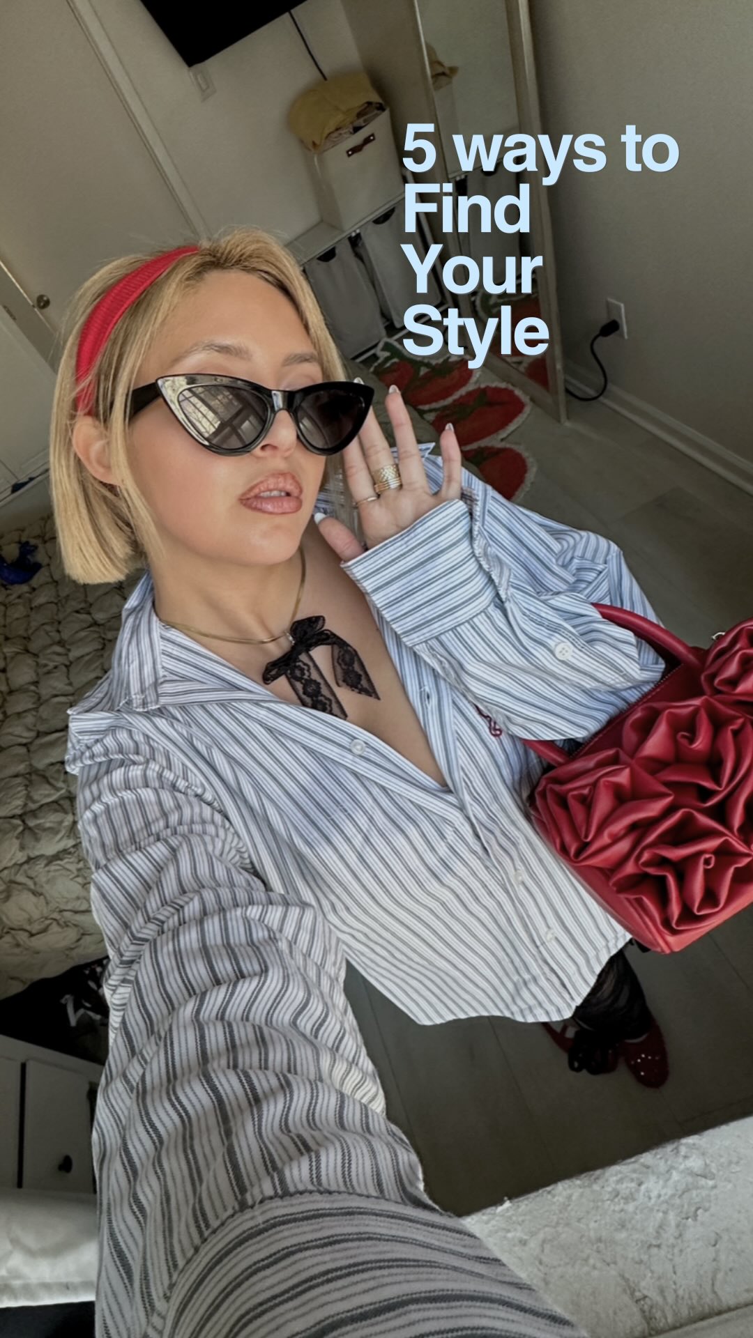Instagram post by an influencer for ThredUp. Caption reads: [...] your style (with help from @thredup) 🪄🛍️ •....