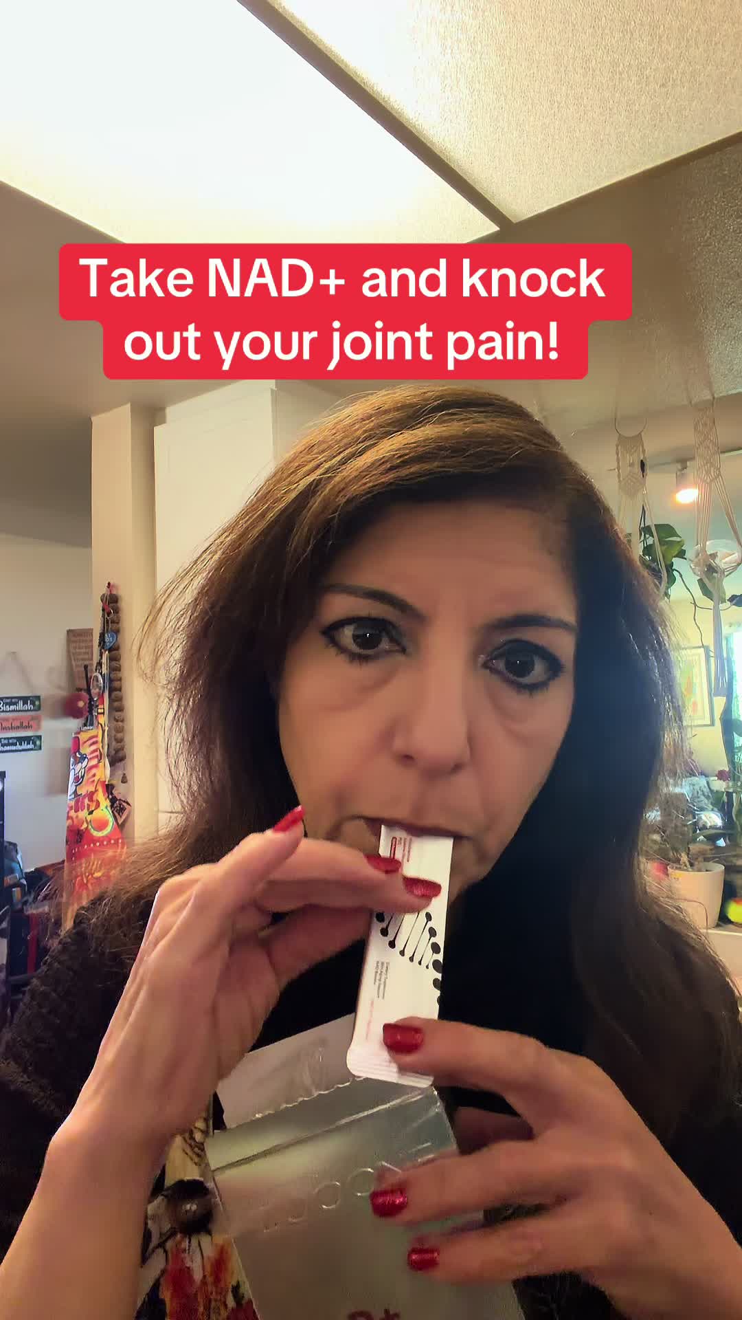 TikTok post by @techwrestlingmama for ZOOONE NATURE. Caption reads: [...] #agingskin #glowup #jointpain @ZOOONE NATURE.