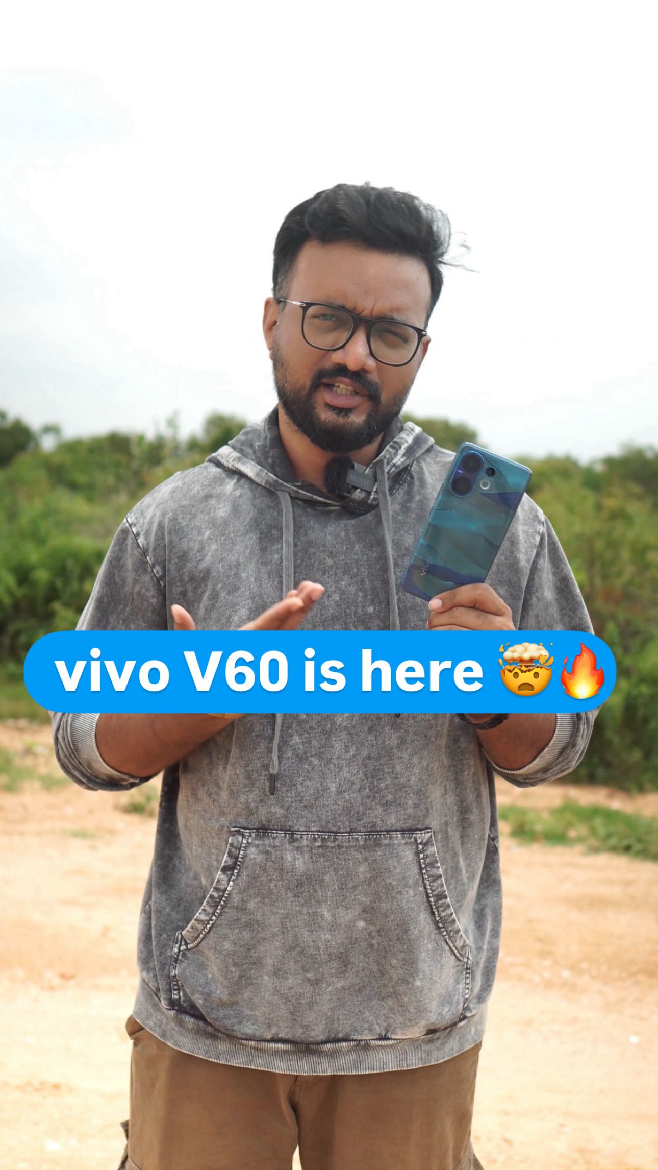 Instagram post by @telugutechsupport for Social Current India. Caption reads: ఇది ఫోన్ అంటార? vivo V60 #collab

#vivoV60....