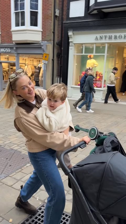 Instagram post by @oliviarose for Shark Home. Caption reads: ad. Impromptu workouts like this mean fans are....