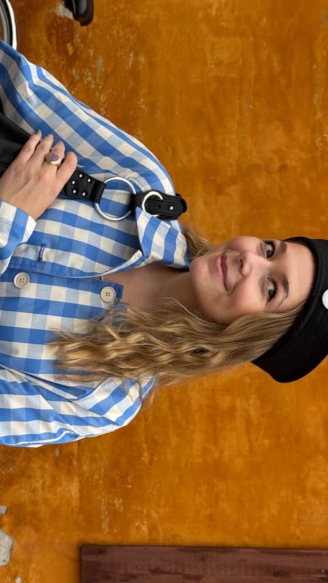 Instagram post by @howdy.molly for Raboesy. Caption reads: [...] blouse * @varietyhour_ skirt *....