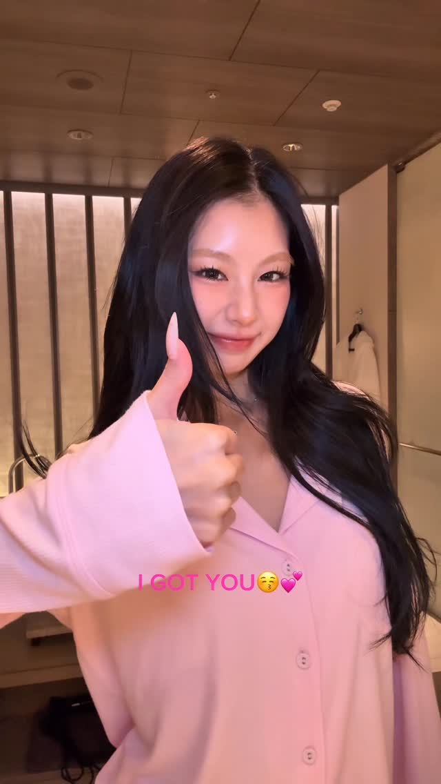 Instagram post by @monako0515 for Torriden. Caption reads: Smooth pores in 2 weeks with @torriden 🩵

This....