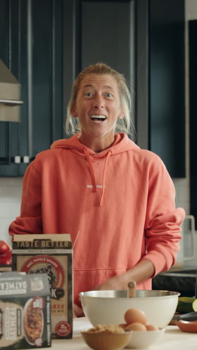 Instagram post by @courtneydauwalter for Kodiak Cakes. Caption reads: No recipe? No problem!

Welcome back to another....