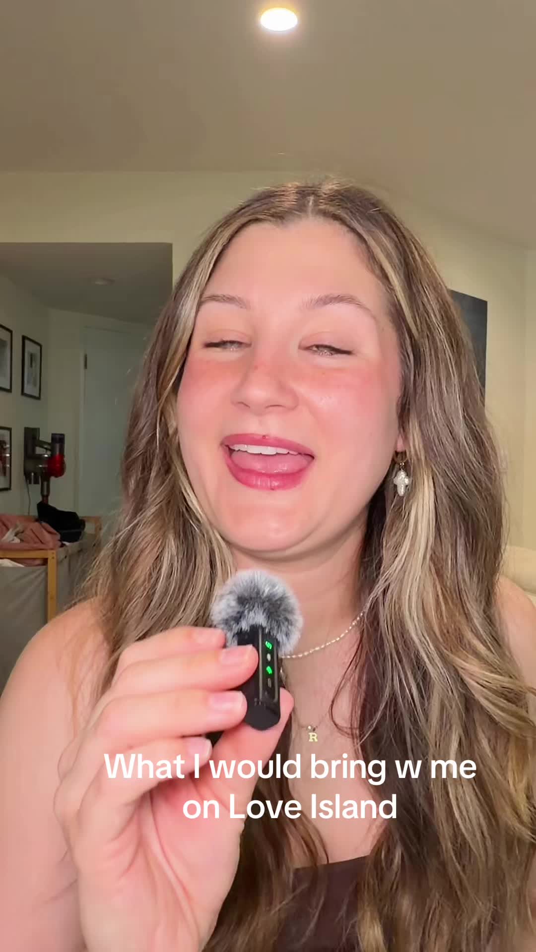 TikTok post by @joeyhxx for Babygodewy Beauty. Caption reads: [...] BEAUTY @SKINDINAVIA @SKATIE @Advil....