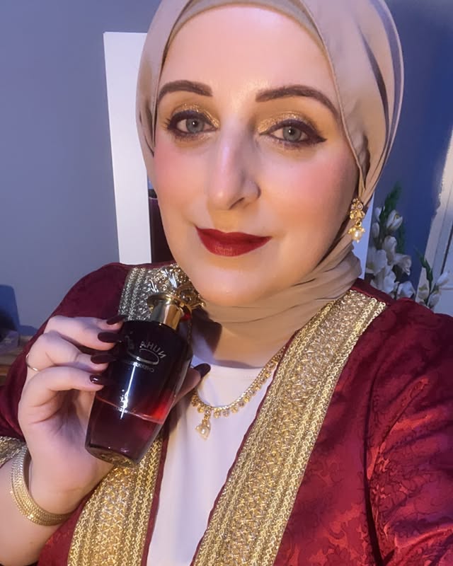 Instagram post by @modest_fashionista_uae for Khadlaj Perfumes. Caption reads: [...] Fragrance of the day by @khadlajperfumes....