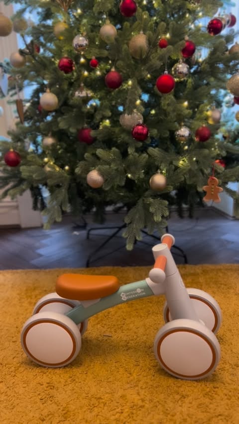 Instagram post by @cariandme for Montessori Generation. Caption reads: AD|GIFTED Looking for a great Christmas gift that....