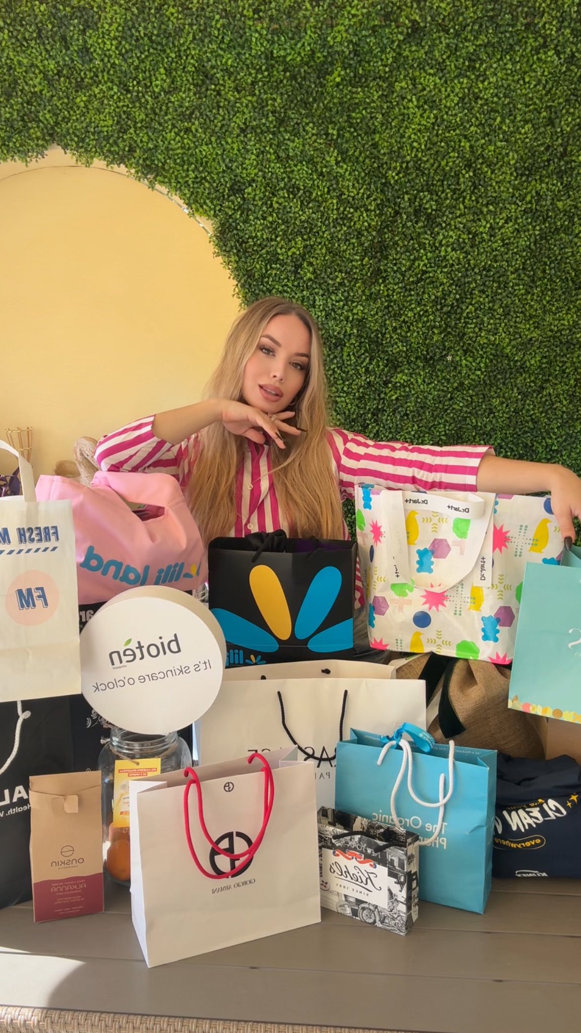 Instagram post by @mara_polith for Cosibella. Caption reads: Unboxing With Me 
- Τα Pr της Εβδομάδας -
Part 1....