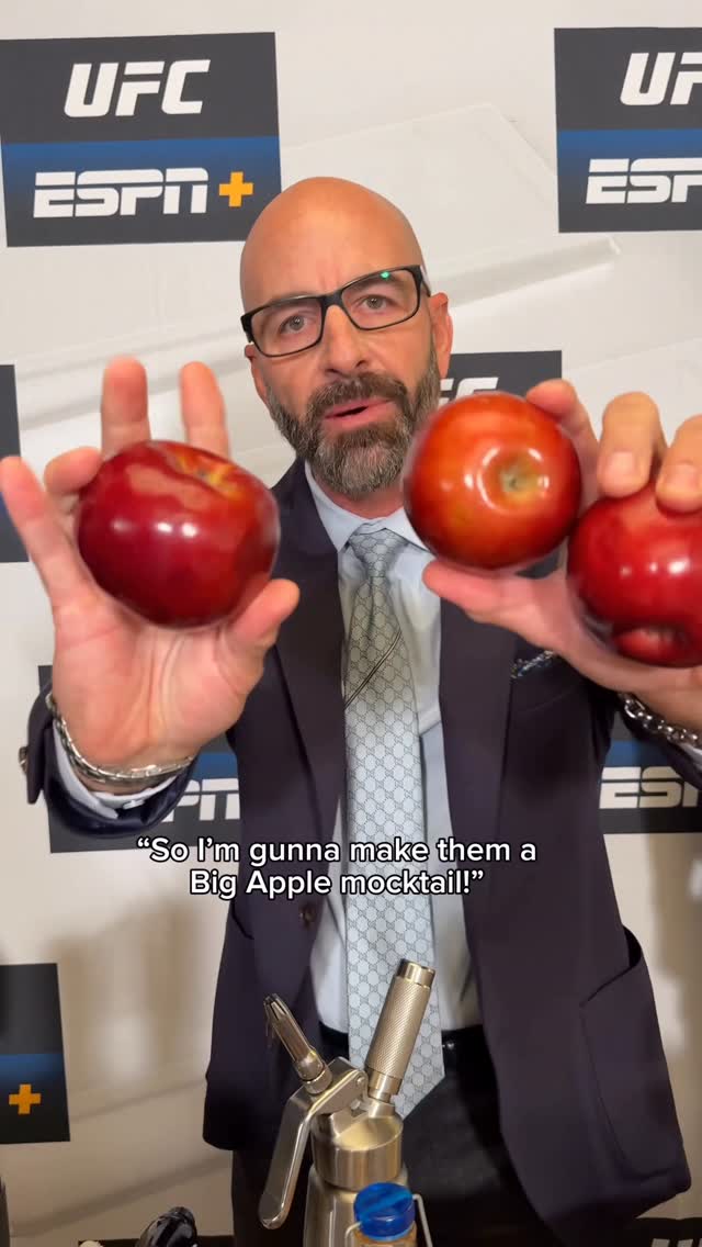 Instagram post by @johnnydrinks_ for ESPN. Caption reads: [...] see the 2 championship superfights! 👊....