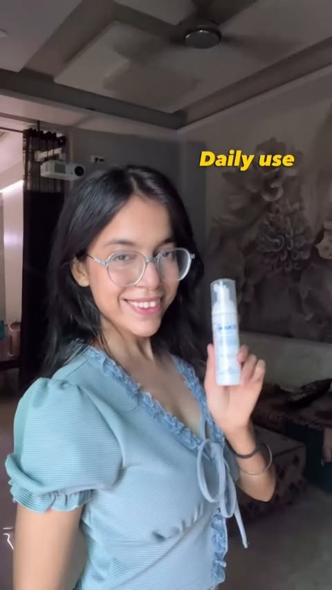 Instagram post by @nikitabacchani for D'Acne by Glenmark. Caption reads: Clogged pores → breakouts → repeat 🔄 So I....