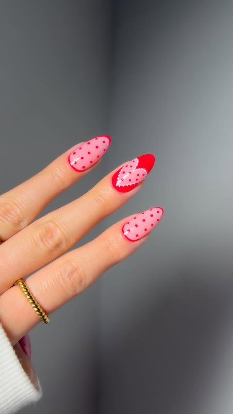 Instagram post by @disseynails for Apres Nail. Caption reads: [...] lace for V-Day 💗🏹

using:....