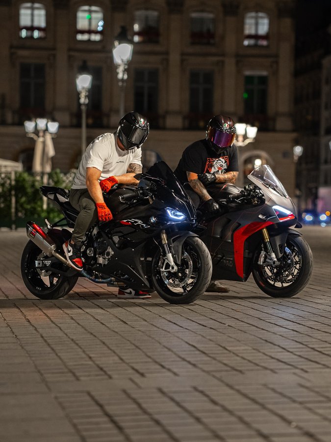 Instagram post by @jamazz_77 for SP Connect. Caption reads: [...] : . @tappezzeria.italia -10% JAMAZZ10....