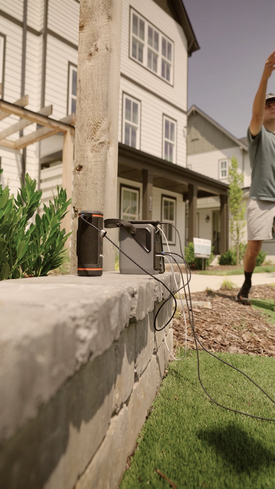 Instagram post by @lukkeslife for EcoFlow. Caption reads: [...] Ports ✅ #TakeYourTRAIL #PoweredbyEcoFlow 🎥:....