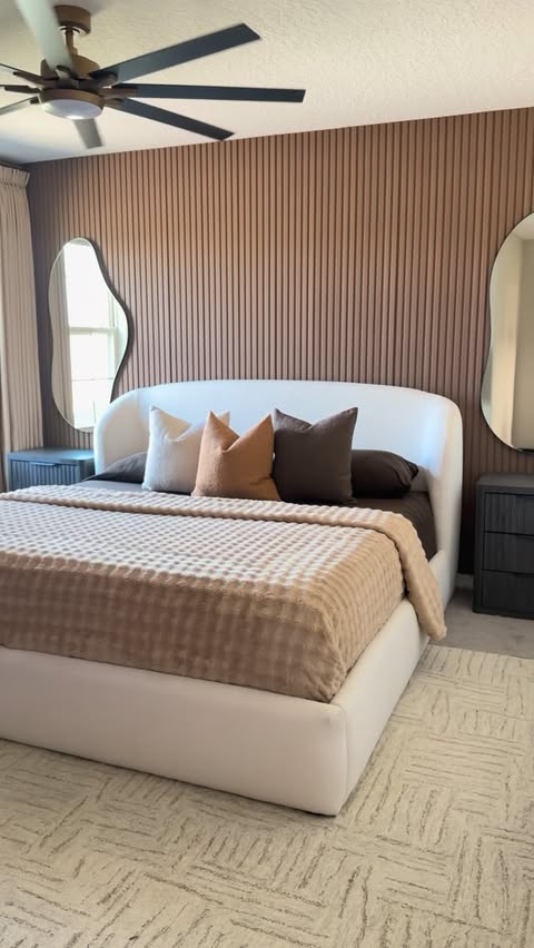 Instagram post by @islandgal_5homedecor for Bedsure Home. Caption reads: #ad This @bedsurehome blanket has been on repeat....
