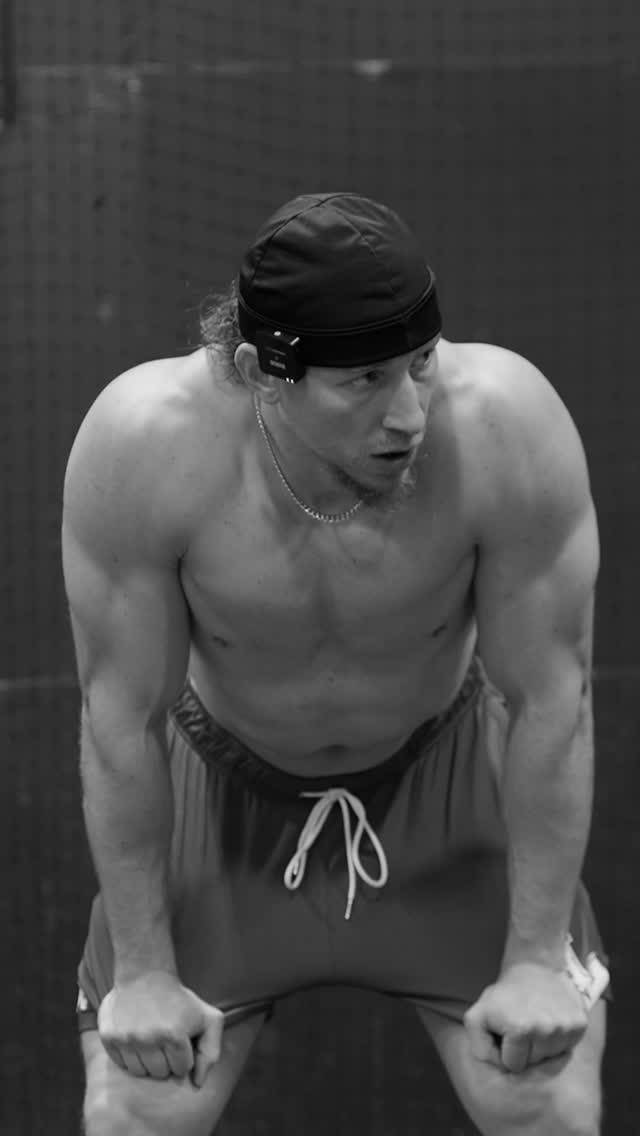 Instagram post by @joshlevitan for PowerBlock. Caption reads: Locked in with @powerblockdumbbells 

Adjustable....