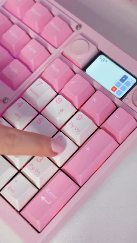 Instagram post by @daizedreams for Chilkey. Caption reads: [AD] A CALCULATOR IN A KEYBOARD!? 🩷 details below....