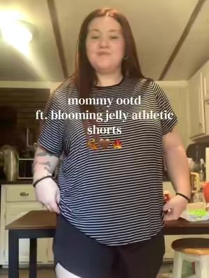 TikTok post by @thenucifamily for Jellywood. Caption reads: [...] pocket on them! #bloomingjelly #bmjl....