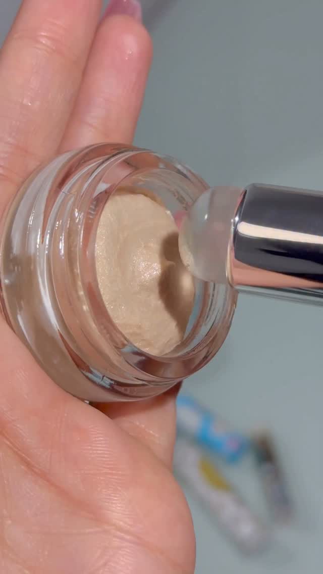 Instagram post by @anniiearif for PAUL & JOE BEAUTE. Caption reads: Eyeshadow – Fruit Sorbet ✨🌸

Crafted with a....