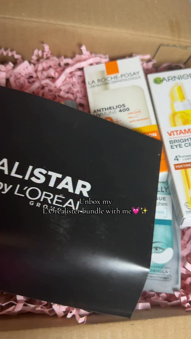 Instagram post by @zohaskhan for CeraVe UK&I. Caption reads: Unboxing my loreal rising star....
