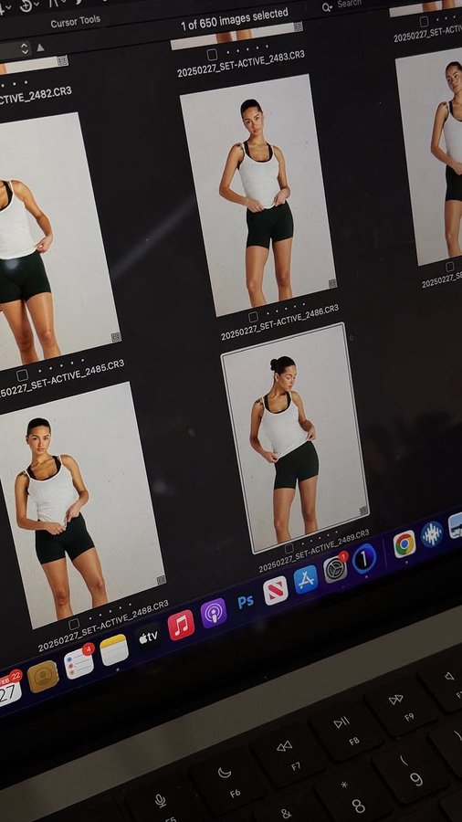 Instagram post by @kiramackenzie for Dropbox. Caption reads: [...] animal is me compulsively opening @dropbox....