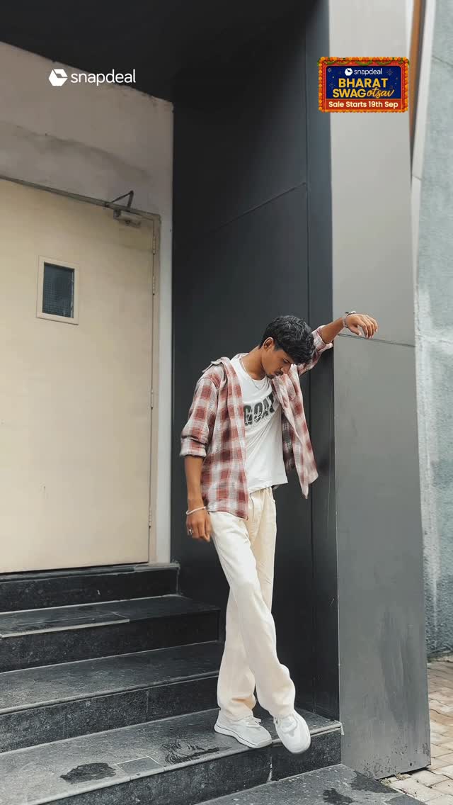 Instagram post by @iamfaizuu_09 for Snapdeal. Caption reads: 𝐓𝐡𝐢𝐬 𝐀𝐦𝐚𝐳𝐢𝐧𝐠 𝐎𝐮𝐭𝐟𝐢𝐭 𝐁𝐲-....