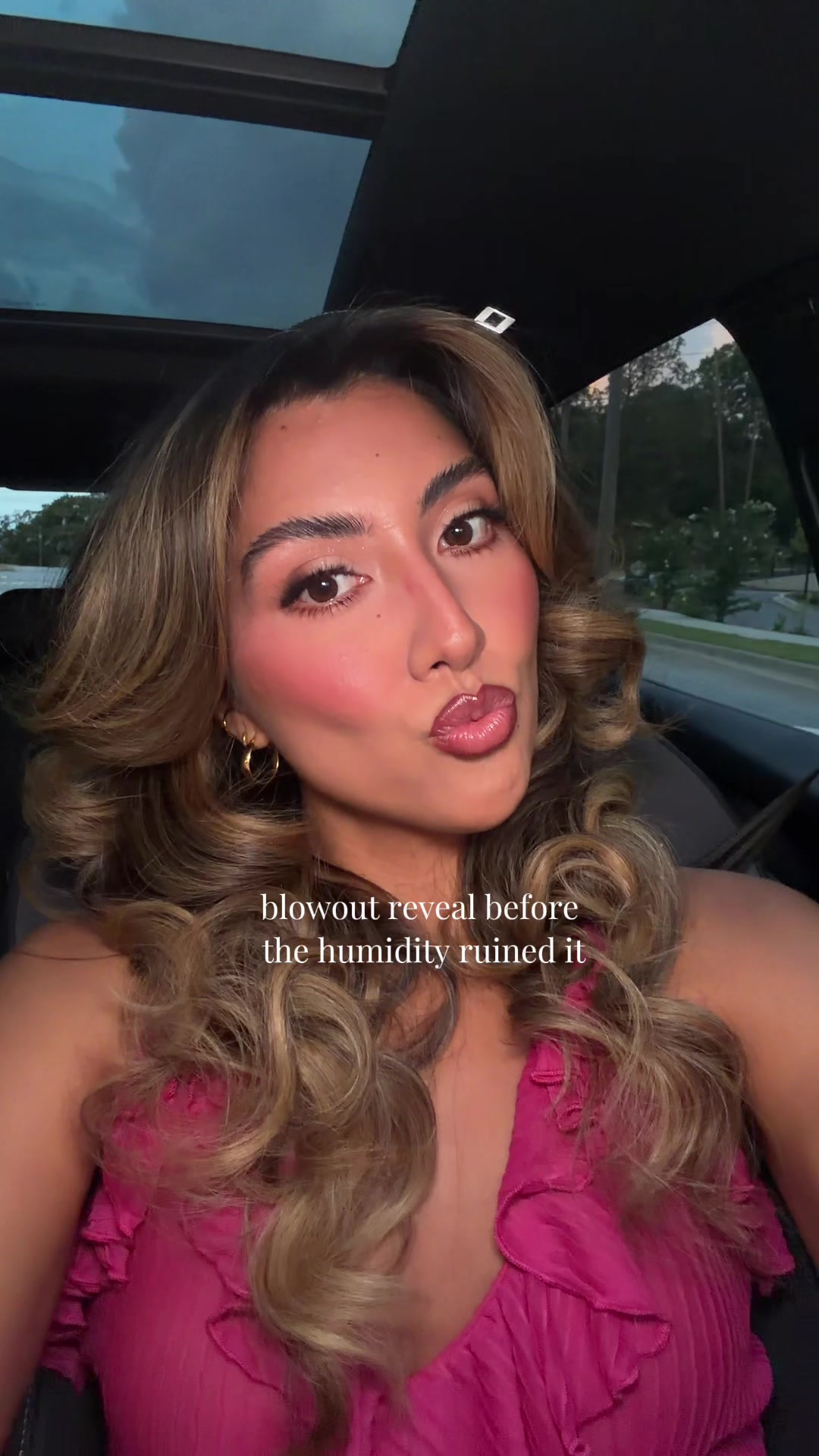 TikTok post by @biancaa_melissaa for Overnight Blowout. Caption reads: Me and the humidity have beef rn😩 @Overnight....